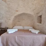 Trulli Ion By Perle Di Puglia *