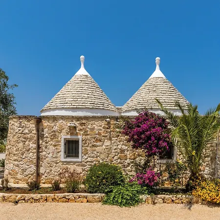 Trulli Ion By Perle Di Puglia Willa